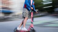 E-Scooter-Fahrer fl&uuml;chtet berauscht vor Polizei in Erlangen
