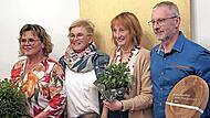 Inge Schipper-Telger (scheidende 1. Vorsitzende.), Renate Adler (2. Vorsitzende), Silvia Rüger (scheidende 2. Vorsitzende) und Robert Gerlach (1. Vorsitzender). Inge Schipper-Telger (scheidende 1. Vorsitzende.), Renate Adler (2. Vorsitzende), Silvia Rüger (scheidende 2. Vorsitzende) und Robert Gerlach (1. Vorsitzender).