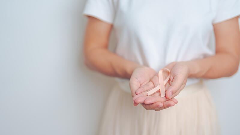 Diagnose Krebs: Eine 41 Jahre alte Stadtr&auml;tin aus Coburg macht ihre Erkrankung &ouml;ffentlich, weil sie auf die Bedeutung von HPV-Impfungen aufmerksam machen will.