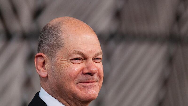 Einen „seltenen Moment der Zufriedenheit“ erlebte nach eigenem Bekunden Bundeskanzler Olaf Scholz in Brüssel.