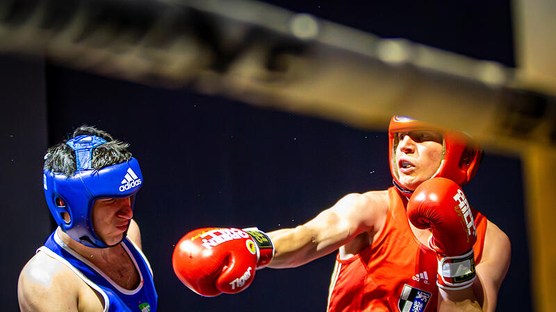 Die besten Bilder von den Amateurk&auml;mpfen bei der 3. Kulmbacher Fightnight.