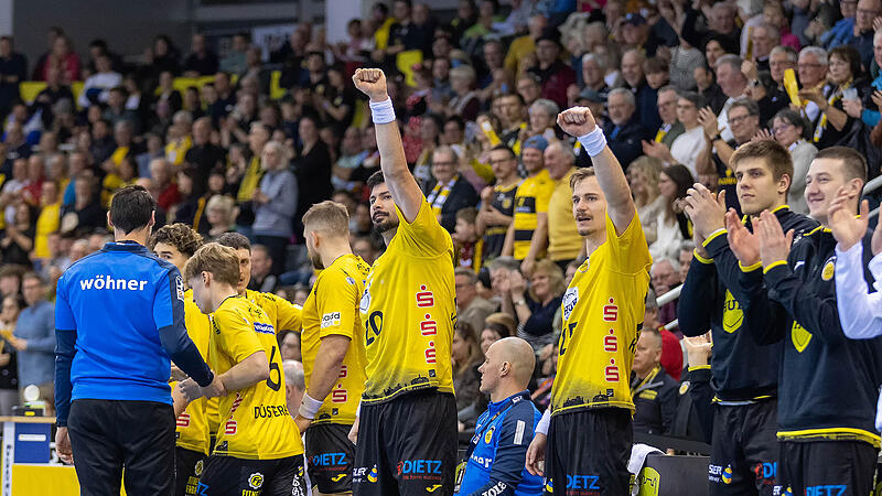 Die Bank des HSC Coburg konnte einen Heimsieg gegen den HC Oppenweiler/Backnang bejubeln.