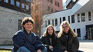 Charlotte Müller, Franziska Geis und Elisabeth Thoma studieren Innenarchitektur und wünschen sich für den ehemaligen Kaufhof vor allem eines: Nicht noch ein Shopping Center!