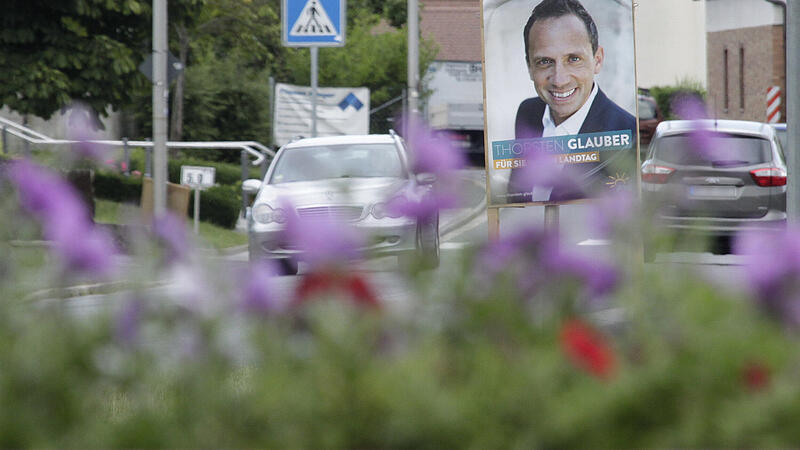 Wahlplakate-Chaos in der Willy-Brandt-Allee in Forchheim. Das Foto entstand 2018Forchheim & Fränkische Schweiz Wahlplakate-Chaos in der Willy-Brandt-Allee in Forchheim. Das Foto entstand 2018Forchheim & Fränkische Schweiz