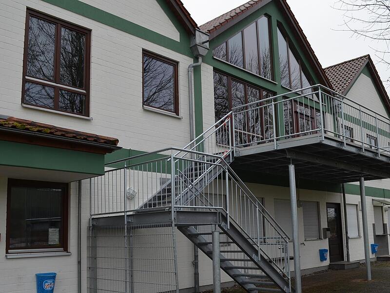 Die Gemeinde Ramsthal hofft auf Förderung aus dem Programm „Sanierung kommunaler Sportstätten“ für die Turnhalle und das Sportheim.