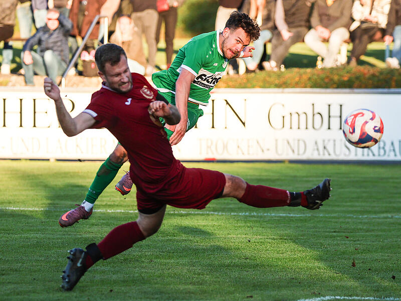 Starke Schusstechnik: Der Friesener Noah Schorn zieht im Heimspiel gegen den TV Ebern ab.