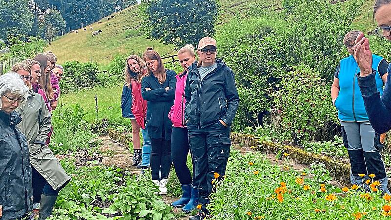 Die Studierenden lernten, wie man einen Garten bewirtschaftet.Birgit Distler / AELF Coburg-Kulmbach Die Studierenden lernten, wie man einen Garten bewirtschaftet.Birgit Distler / AELF Coburg-Kulmbach