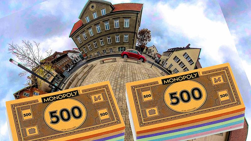 Den Rechenschaftsbericht für das Jahr 2022 nahm der Maßbacher Marktgemeinderat bei seiner Sitzung im Rathaus (oben) wohlwollend zur Kenntnis, denn die Gemeinde steht gut da.