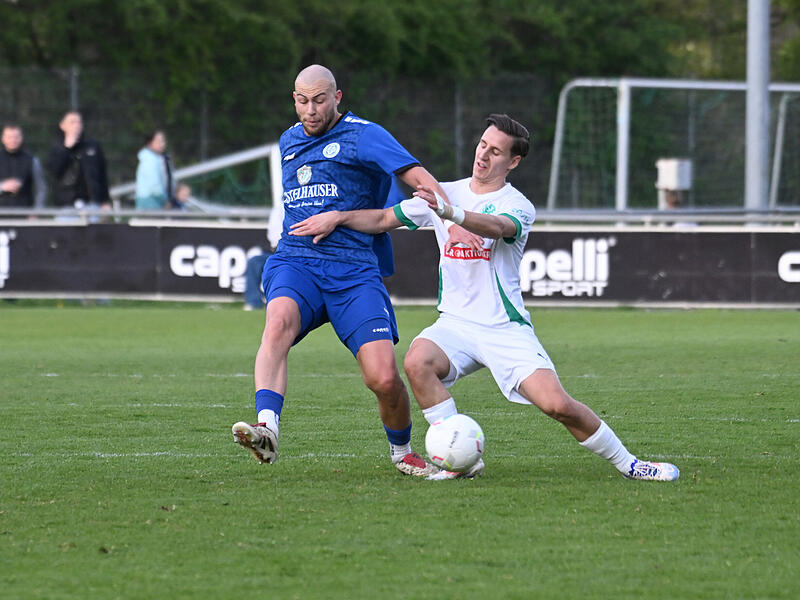 Sport Fu&szlig;ball Saison 2025 / 2026 Bayernliga Nord  27. Spiel am Dienstag 14.04.2026 Spielort  Sepp-Endres-Sportanlage W&uuml;rzburg, Platz 1 | Mainaustr. 32 | 97082 W&uuml;rzburg  Beginn 18.15 h  W&uuml;rzburger FV 04  gegen TSV Neudrossenfeld  Halbzeitergebnis 2:0