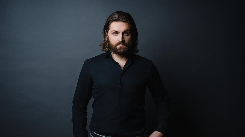 Bariton Konstantin Krimmel gab sein Deb&uuml;t mit den Bamberger Symphonikern.