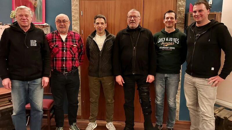 Die neue Vorstandschaft: Kurt Pastuschka, Werner Drobek, Matthias Stein, Detlev Gr&auml;upel, Marcus Engel und Marcell Wellert.