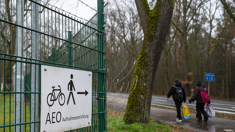 Die Stadt Bamberg drängt darauf, dass das Ankerzentrum Ende 2025 nach dann zehn Jahren geschlossen wird.