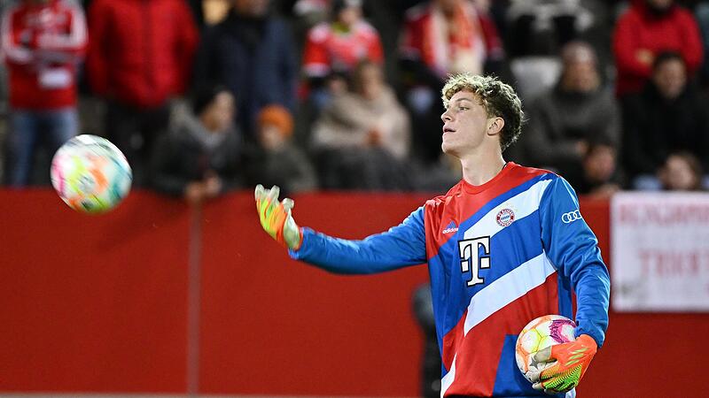 Das Dress der Bayern tauscht Johannes Schenk in dieser Saison gegen das der Preußen aus Münster. Der Donnersdorfer spielt für ein Jahr auf Leihbasis für den Drittligisten. Das Dress der Bayern tauscht Johannes Schenk in dieser Saison gegen das der Preußen aus Münster. Der Donnersdorfer spielt für ein Jahr auf Leihbasis für den Drittligisten.