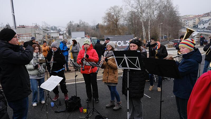 Trotzten dem Frost: die Jugendmusiker der Feuerwehr Garitz.