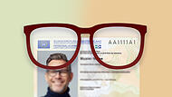 Eine Brille vor einem Personalausweis der Bundesrepublik Deutschland Eine Brille vor einem Personalausweis der Bundesrepublik Deutschland