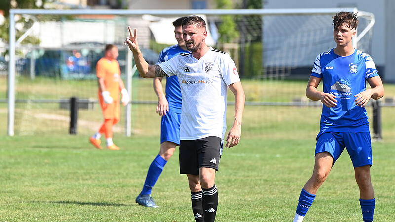 Spielertrainer Patrick Schwesinger ordnet die Lage des TSV Sonnefeld ein.