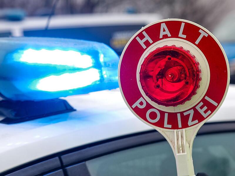 Verkehrskontrolle eskaliert - Beifahrer (32) in Handschellen abgef&uuml;hrt