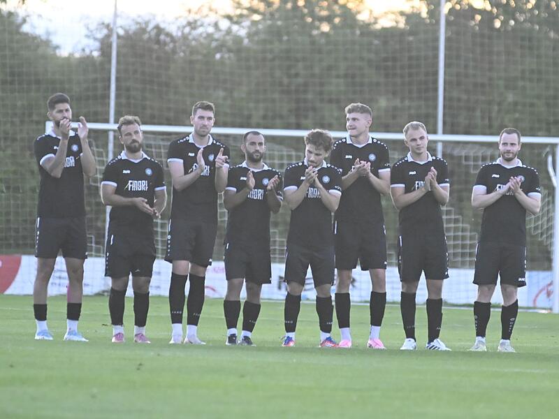 Erleichtert, aber nicht glücklich über die Leistung waren die Kicker des SC Sylvia Ebersdorf unter der Woche nach dem Halbfinaleinzug im Kreispokal.