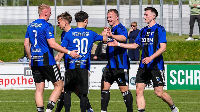 Die Forchheimer spielen eine b&auml;renstarke Saison. Der heutige Gegner Buch gewann aber zuletzt noch mehr Spiele &ndash; und k&auml;mpft sich allm&auml;hlich aus dem Keller raus.Forchheim & Fr&auml;nkische Schweiz