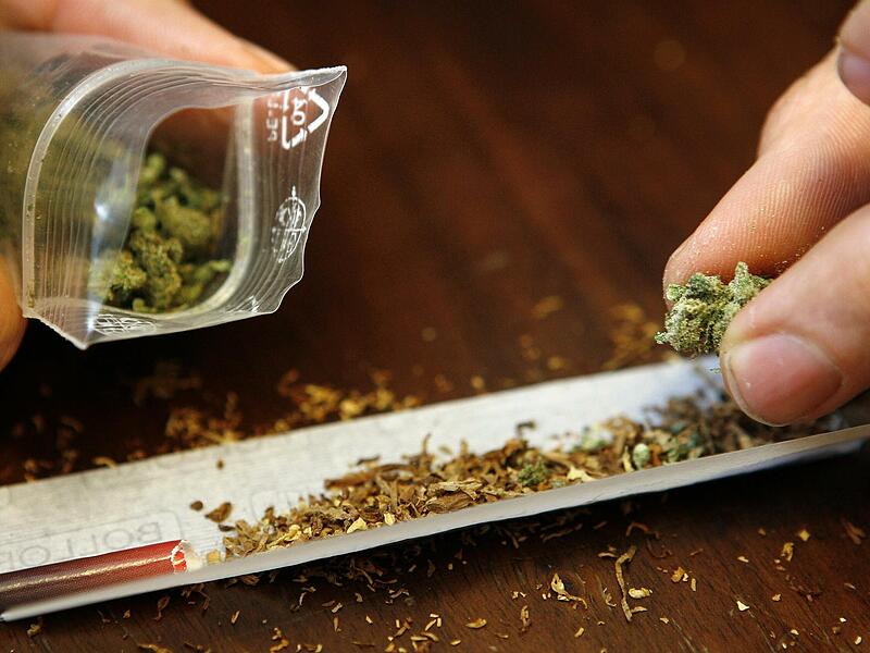 Vier Angeklagte aus dem Kreis Kronach verkauften Drogen, um ihre eigene Sucht zu finanzieren.