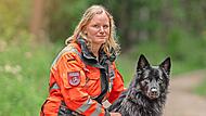 Sabrina Effenberg ist Vorsitzende der BRH-Rettungshundestaffel Forchheim und mit Leib und Seele dabei.Alexandra Schunder