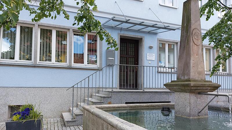 Die Marktschorgaster k&ouml;nnen aufatmen &ndash; die Praxis von Grazyna Buchczik wird von der Allgemein&auml;rztin Carolin Thron &uuml;bernommen.