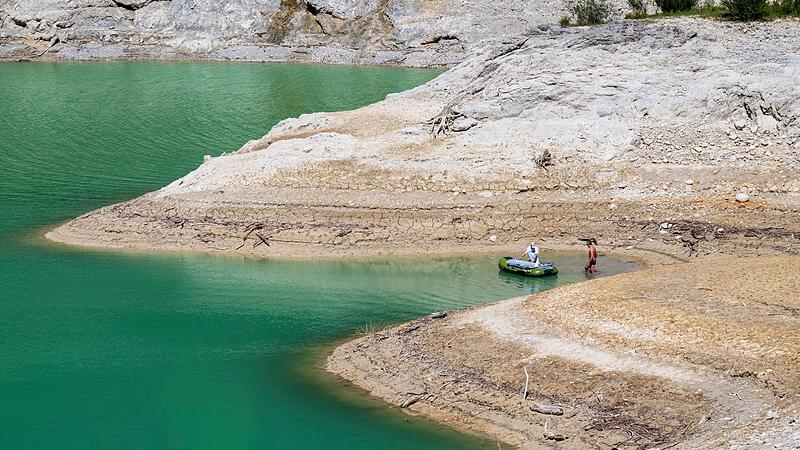 Niedrigwasser am Sylvensteinstausee Niedrigwasser am Sylvensteinstausee