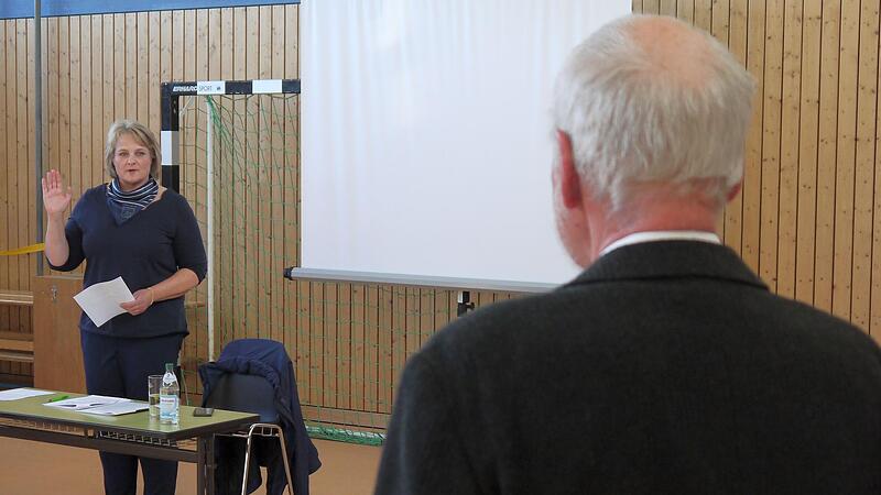 7. Mai 2020: Liebermann leistet &ndash; unter Corona-Sicherheitsbedingungen &ndash; ihren Eid.