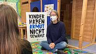 Bettina Dörfling vom Coburger Kinderschutzbund hat „Kinderarmut“ schon seit Jahren auf dem Schirm. Jetzt hat sie die neue Kinderbeauftragte an ihrer Seite. Bettina Dörfling vom Coburger Kinderschutzbund hat „Kinderarmut“ schon seit Jahren auf dem Schirm. Jetzt hat sie die neue Kinderbeauftragte an ihrer Seite.