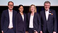 Die Vorstandsmitglieder der VR Bank (von links): Alexander Schuster, Selina Gru&szlig;, Anika Friedrich und der scheidende Roland K&ouml;ppel.