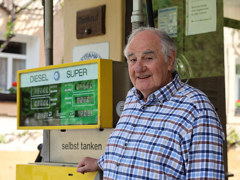 Herbert Brendels Tankstelle in Behringersm&uuml;hle feiert 100. Geburtstag.