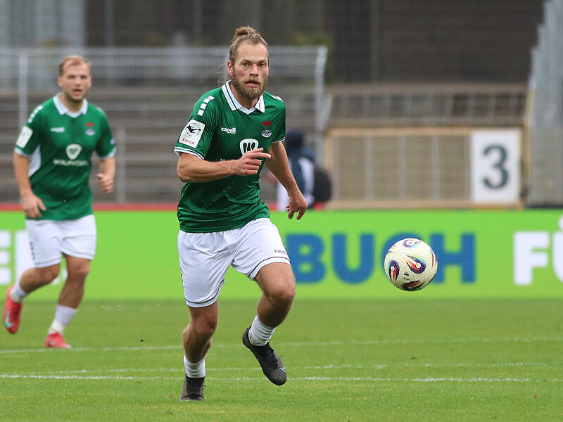 Der geb&uuml;rtige Kronacher Kristian B&ouml;hnlein hat es mit 35 Jahren noch einmal in die 3. Liga geschafft. Und ist aktuell Stammkraft beim FC Schweinfurt 05.