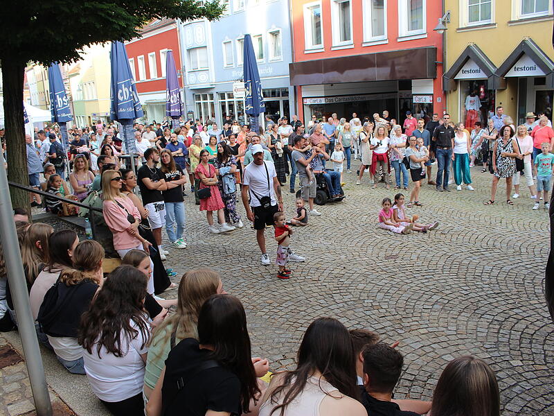 Stadtfest 2024: Eröffnungsabend in Bad Brückenau Stadtfest 2024: Eröffnungsabend in Bad Brückenau