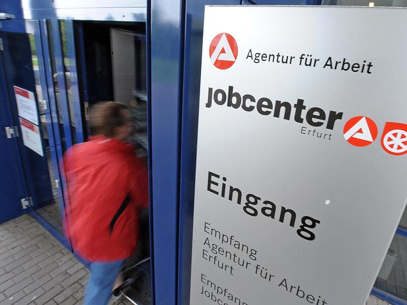 Bürgergeldempfänger, die Termine der Jobcenter nicht wahrnehmen, sollen  stärker sanktioniert werden.