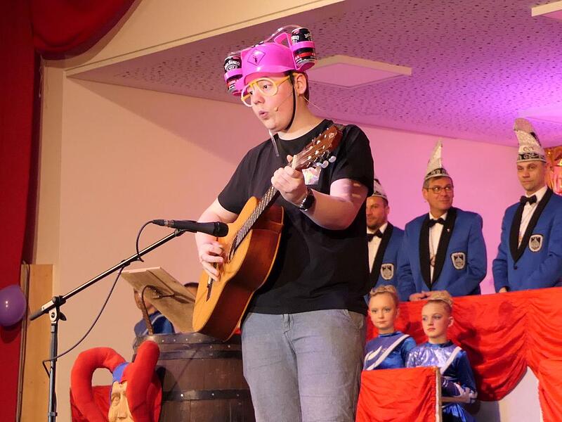 Fasching in Obertheres: Büttensitzung