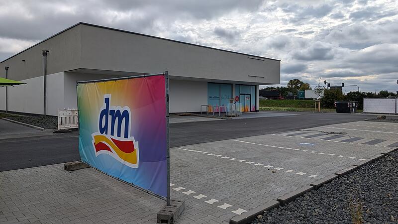 dm Adelsdorf