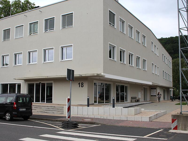 Das Gesundheitszentrum neben dem Bad Br&uuml;ckenauer Krankenhaus ist im M&auml;rz an die Schick Life GmbH nach der Insolvenz des Erstellers verkauft worden.