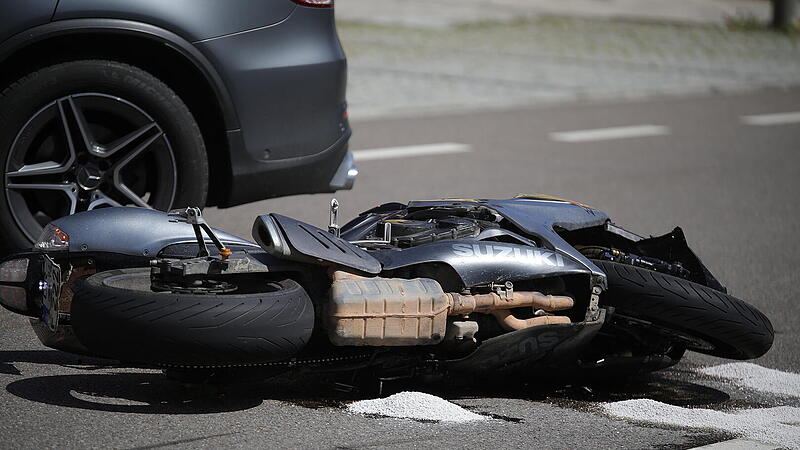 Missglücktes Überholmanöver in Kronach - Biker außer Lebensgefahr Missglücktes Überholmanöver in Kronach - Biker außer Lebensgefahr