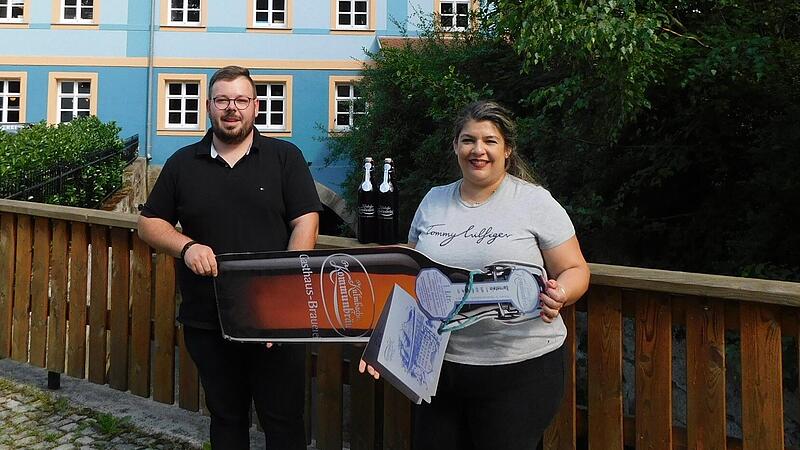 Sie freuen sich auf die Gastronomie in der Kommunbräu: Chefin Fey Batzaka  und Betriebsleiter Kevin Seeser.  Foto: Horst Wunner