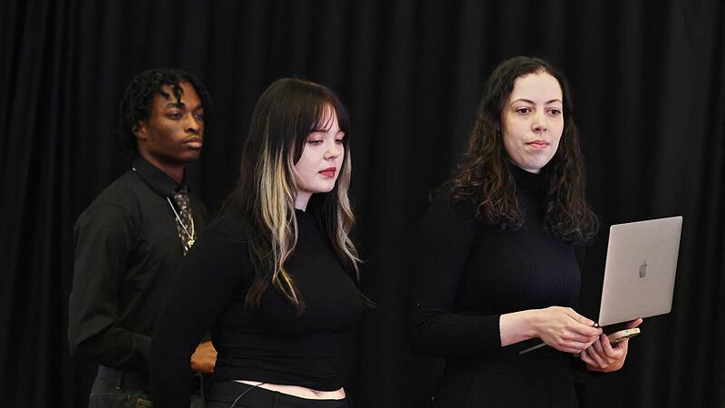 Vor den Demonstrationen &bdquo;Gen Z regelt&ldquo; &ndash; Pressekonferenz