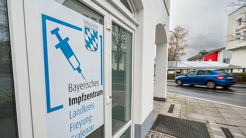 Im Landkreis Freyung-Grafenau liegt die Inzidenz schon seit Tagen weit über 1000. Der Landkreis Bamberg könnte bald folgen.