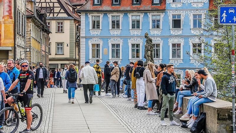 Ein Anziehungspunkt im Welterbe: die Untere Brücke. Bei sonnigem Wetter war sie am Wochenende gut besucht.