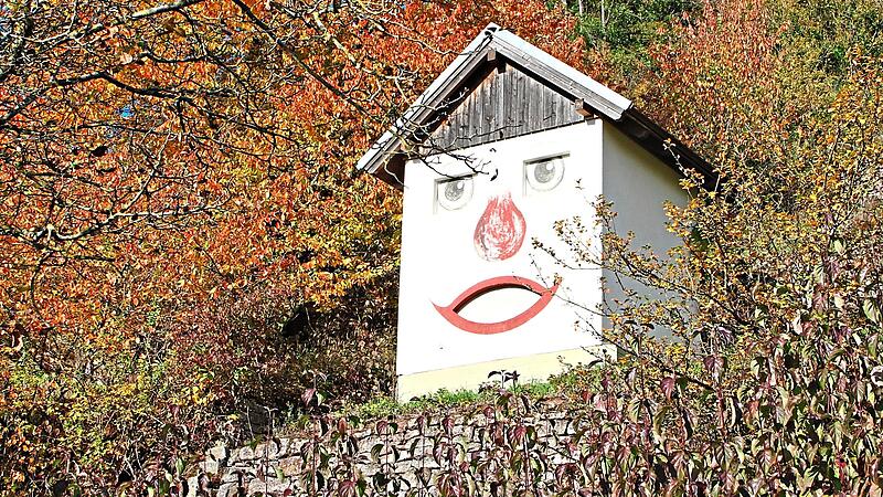Das traditionsreiche Häuschen mit dem lachenden Gesicht gilt zu allen Jahreszeiten als ein Markenzeichen und grüßt seit Jahrzehnten vom Berg. Günther Geiling Das traditionsreiche Häuschen mit dem lachenden Gesicht gilt zu allen Jahreszeiten als ein Markenzeichen und grüßt seit Jahrzehnten vom Berg. Günther Geiling