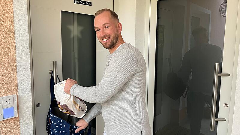 Dominik Kriegel alias Semmelprinz liefert seit zwei Jahren Br&ouml;tchen in Franken aus. Nun hat er seinen Service auch im Landkreis Forchheim gestartet.