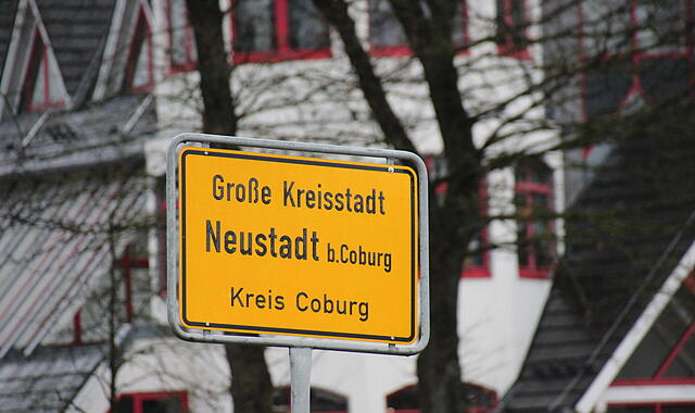 Stadt Neustadt bei Coburg (NEC) - Kreis Coburg - Ortsschild Stadt Neustadt bei Coburg (NEC) - Kreis Coburg - Ortsschild