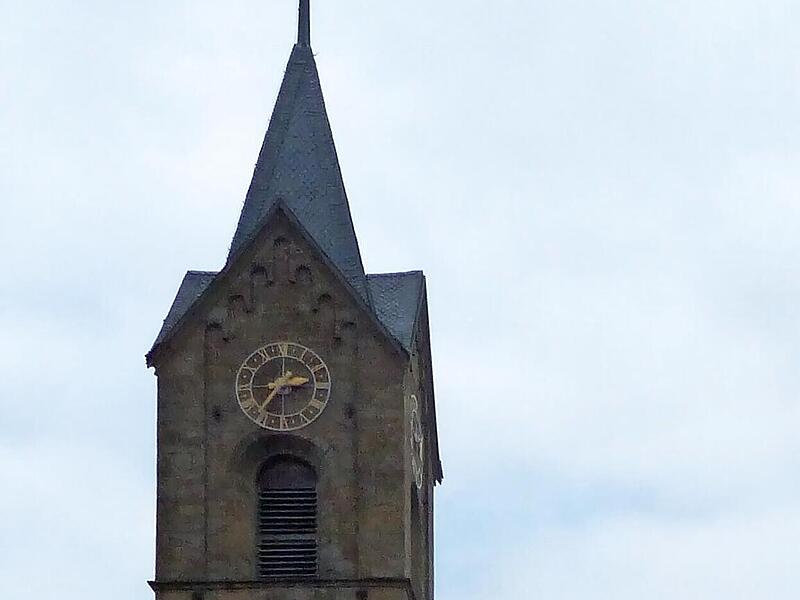 In Westheim stehen die evangelische und die katholische Kirche eintr&auml;chtig nebeneinander. Und beide Kirchen stehen auch vor den gleichen Problemen.