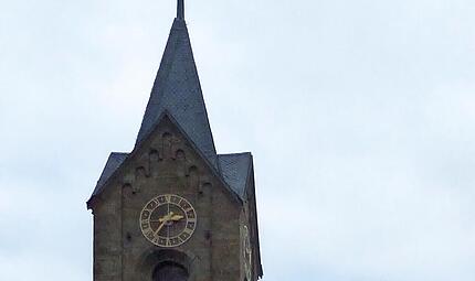 In Westheim stehen die evangelische und die katholische Kirche eintr&auml;chtig nebeneinander. Und beide Kirchen stehen auch vor den gleichen Problemen.