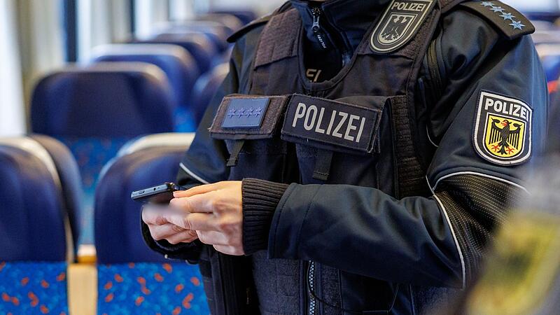 Bundespolizei kontrolliert deutsch-tschechische Grenze Bundespolizei kontrolliert deutsch-tschechische Grenze