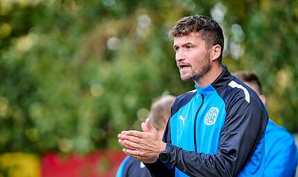 Co-Trainer Jochen Staniszewski und der FC Herzogenaurach spielen am Wochenende gegen Zeckern.