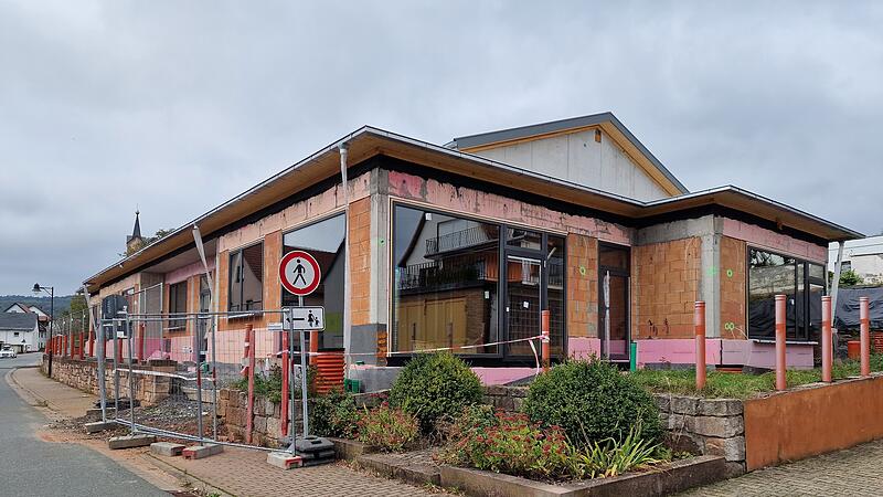 Der neue Kindergarten in Gef&auml;ll soll im September 2025 in Betrieb gehen. Bodentiefe Fenster sollen viel Licht in den Kindergarten bringen.